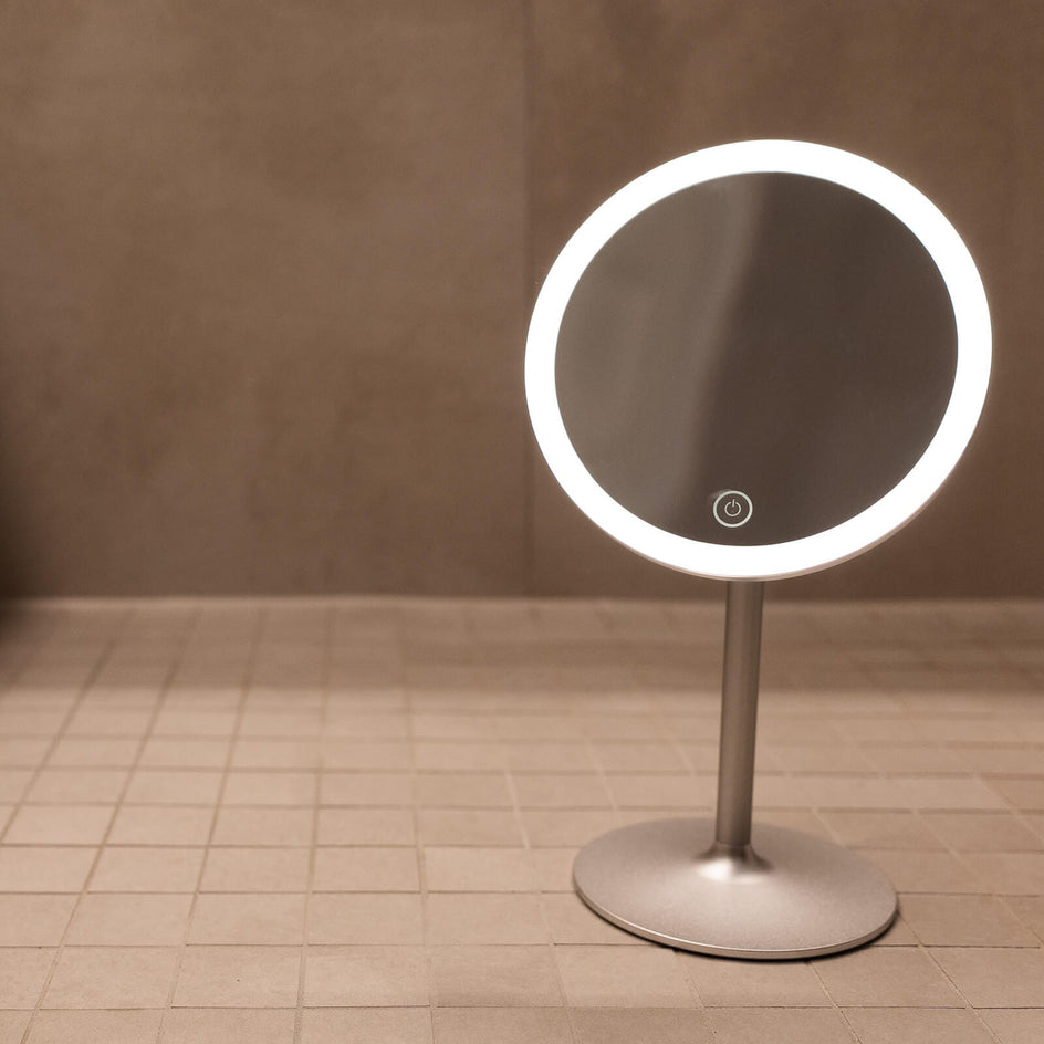 Dansani Handy LED Sminkespeil 5x på fot Krom Dansani Sminkespeil DA-190304390