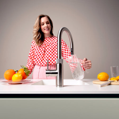 Quooker Flex alt-i-ett kjøkkenarmatur med uttrekksslange